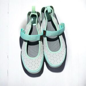 🌻NEW Teva Northwater Glacier Bay Gore Strap Mary Jane Strappy Sandals Size 8.5